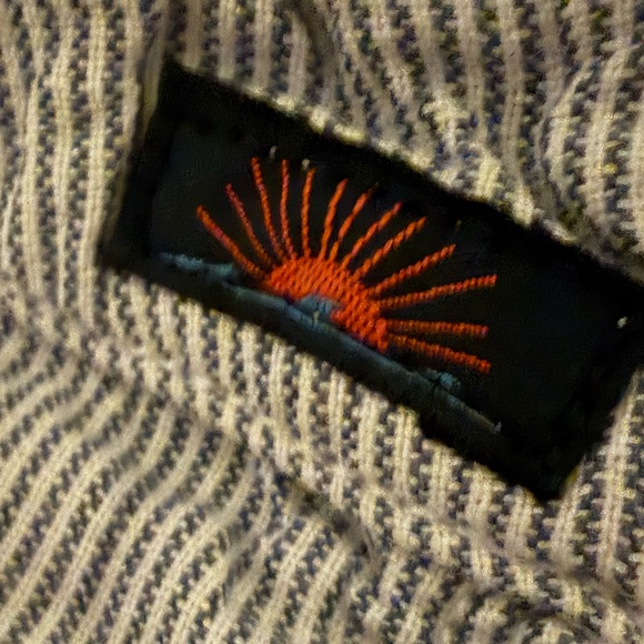 Faherty Linen Beach Shorts Size 32 & 8” Inseam Blue White Stripe 💎EUC Retail $98 - Picture 8 of 11